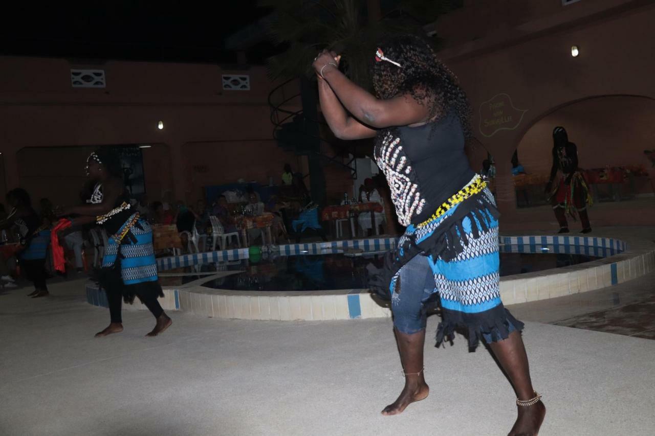 Africa 6 Plage Somone Luaran gambar